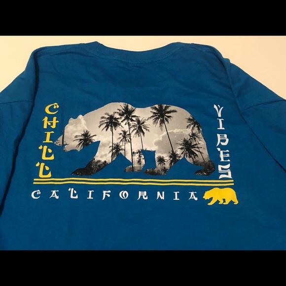 Skin and Bones Chill Vibes Cali TShirt. Size-L - Picture 3 of 4